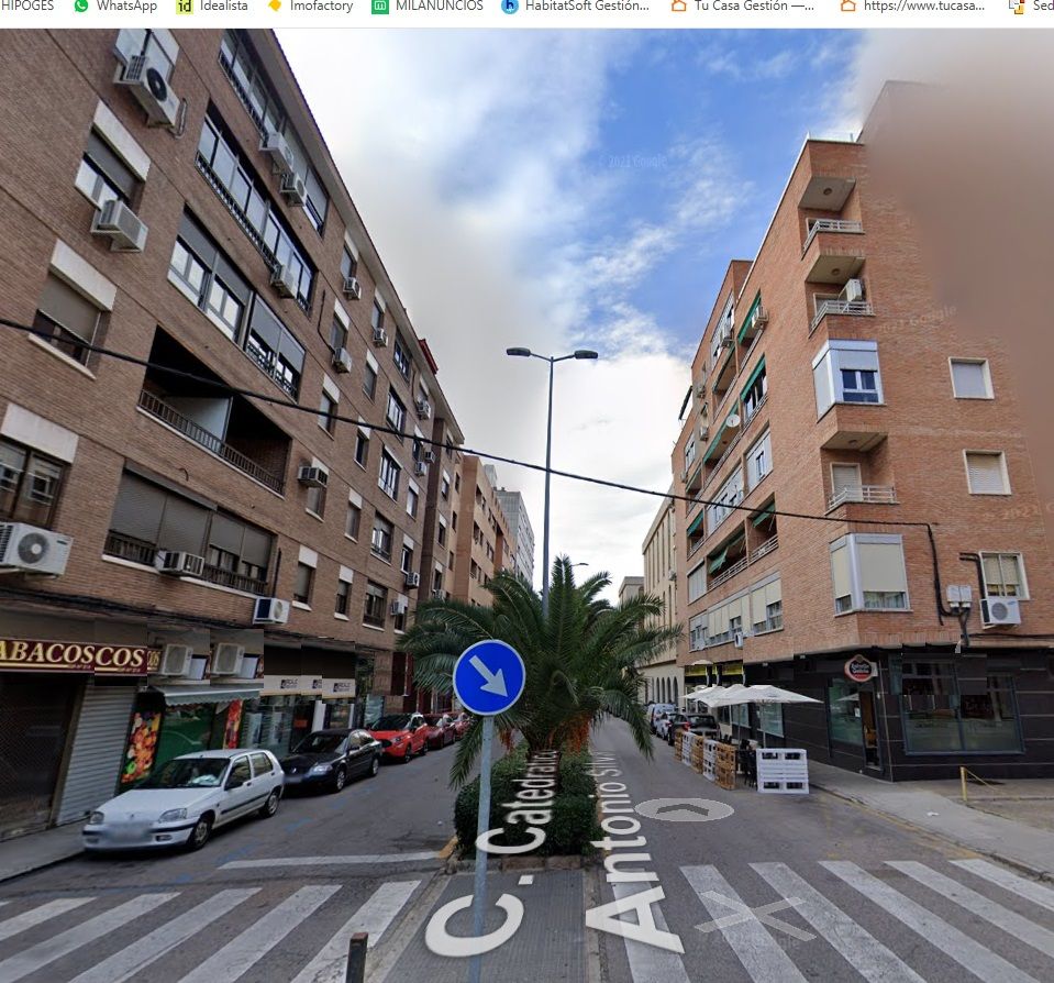 Piso alquilado, con plaza de&hellip;